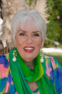 1.greemn-scarf-closeup